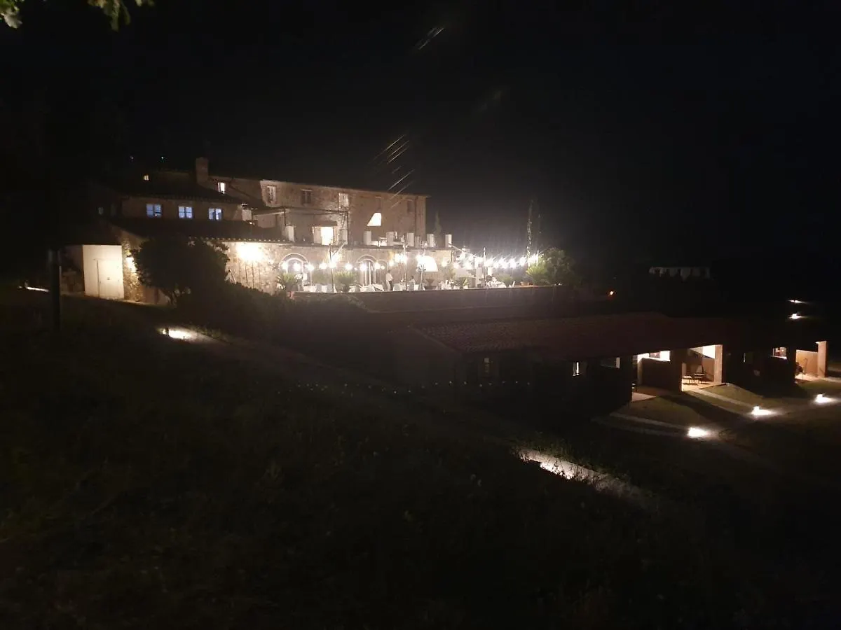 Vin Hotel - Wine Resort And Agriturismo Montieri Farma