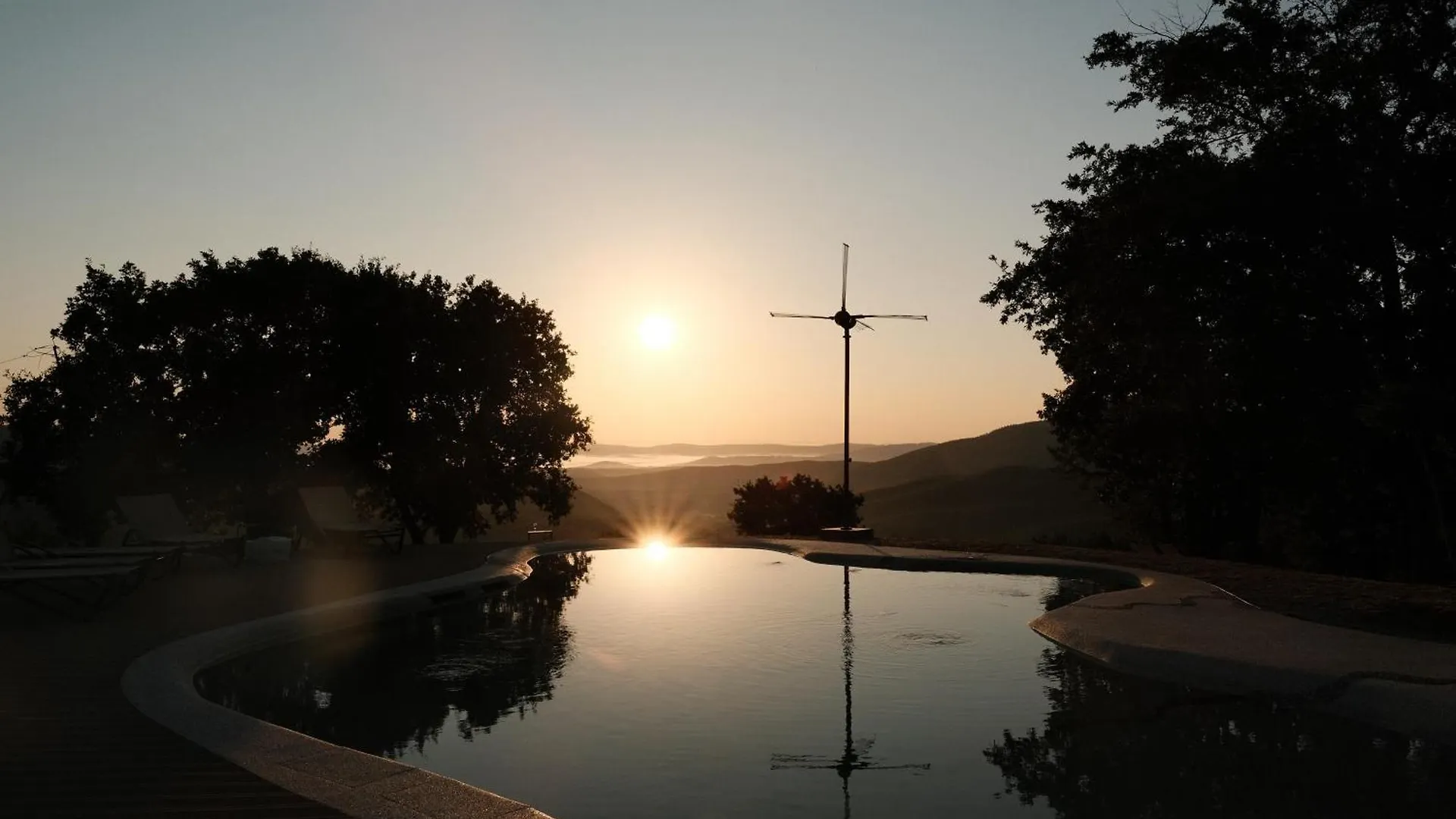 Vin Hotel - Wine Resort And Agriturismo Montieri Farma