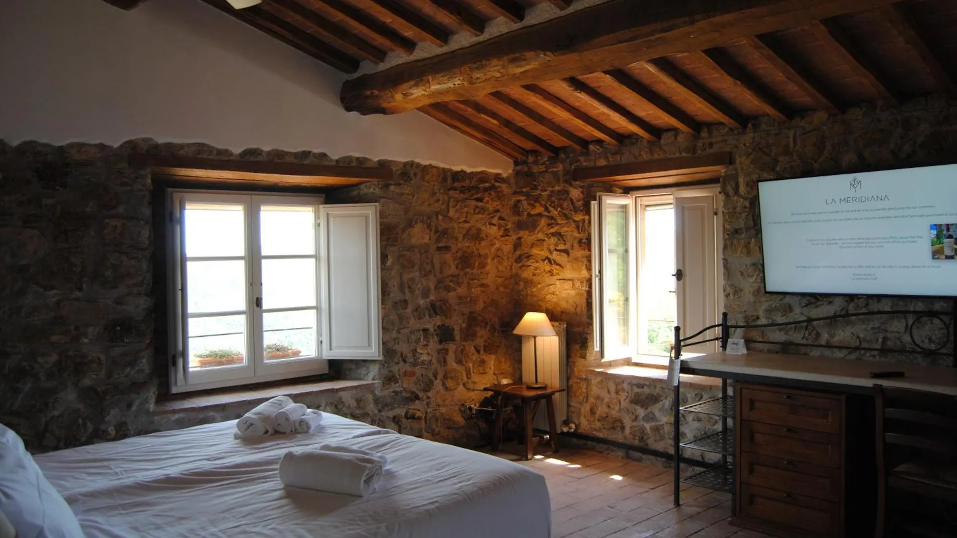 Vin Hotel - Wine Resort And Agriturismo Montieri