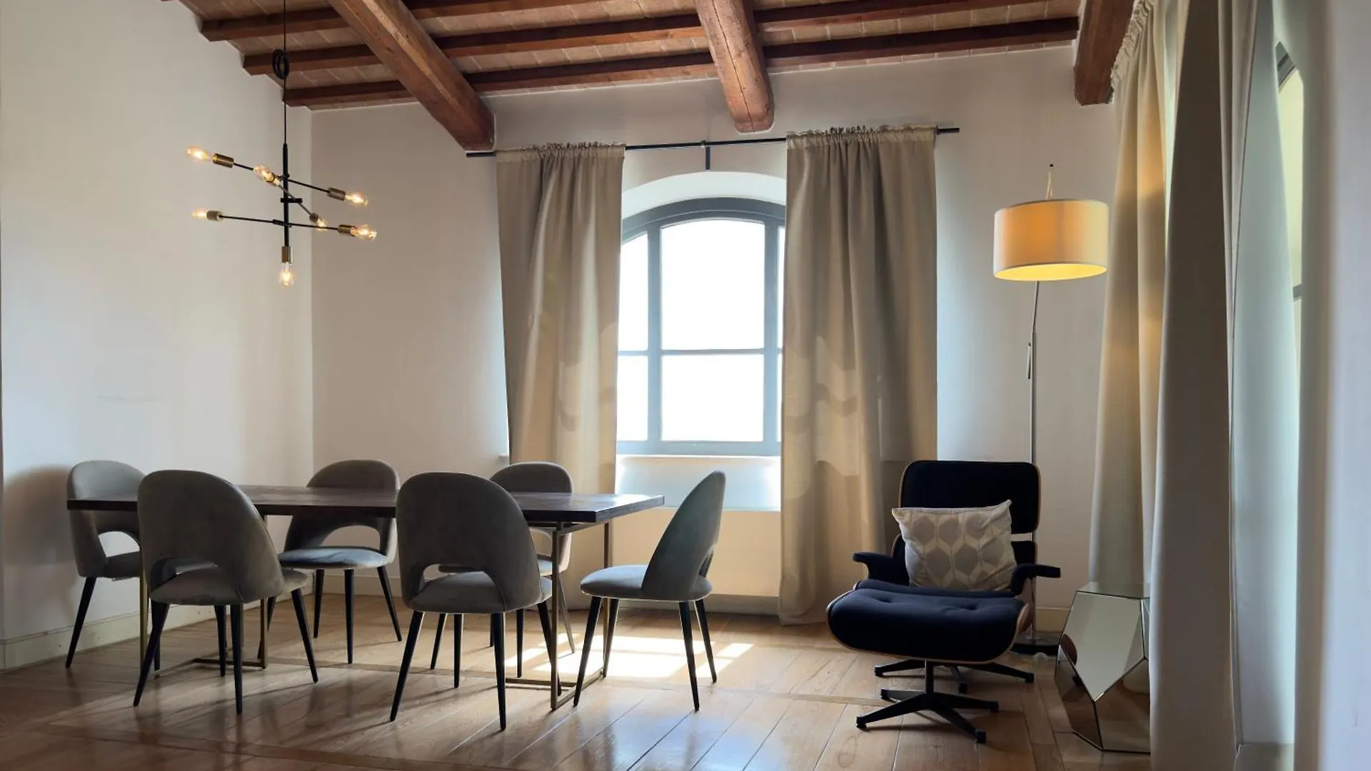 Farma Vin Hotel - Wine Resort And Agriturismo Montieri
