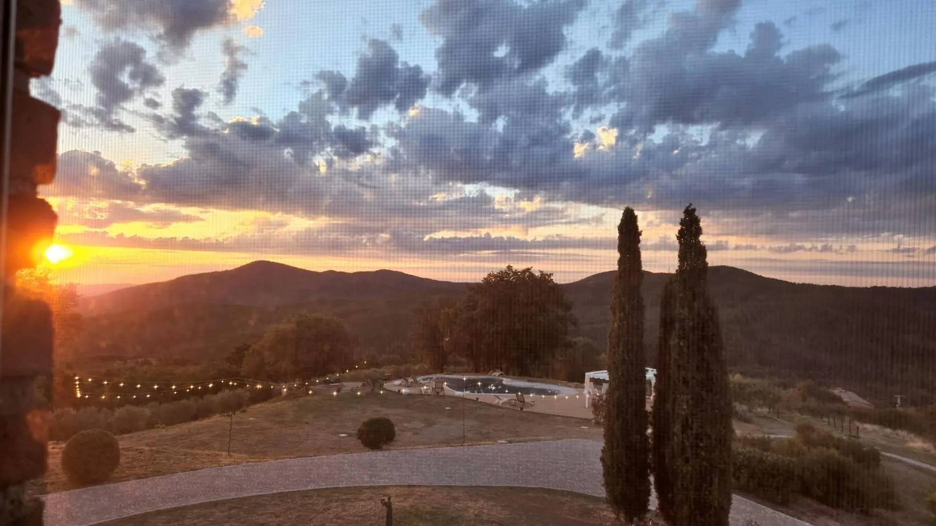 Bauernhof Vin Hotel - Wine Resort And Agriturismo Montieri